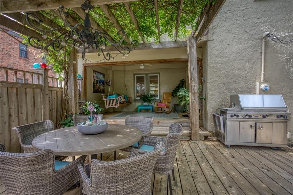 7105 Summit Street — photo 28