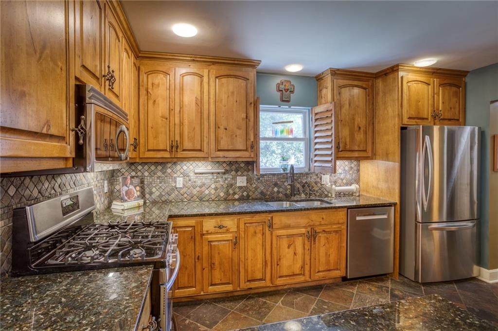7105 Summit Street — photo 9
