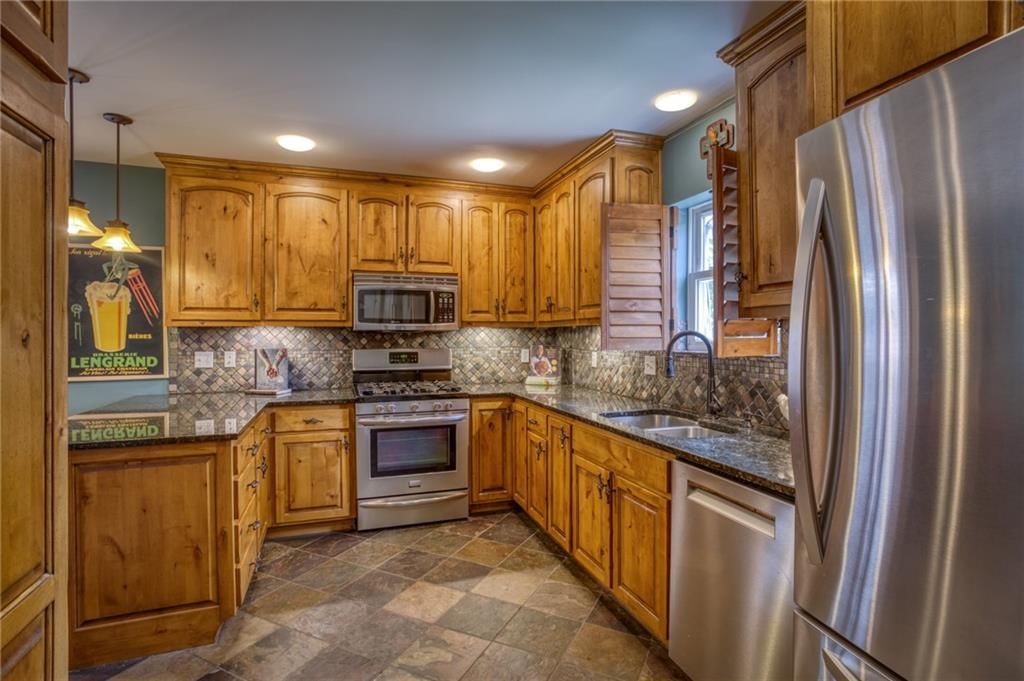 7105 Summit Street — photo 10