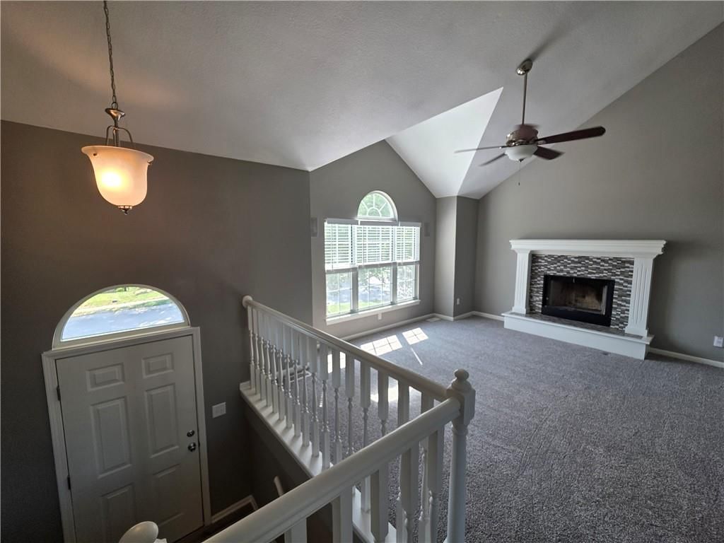2144 SW British Drive — photo 5
