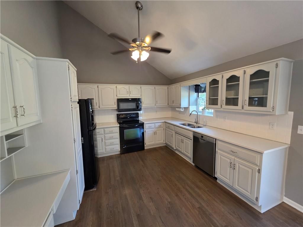 2144 SW British Drive — photo 7