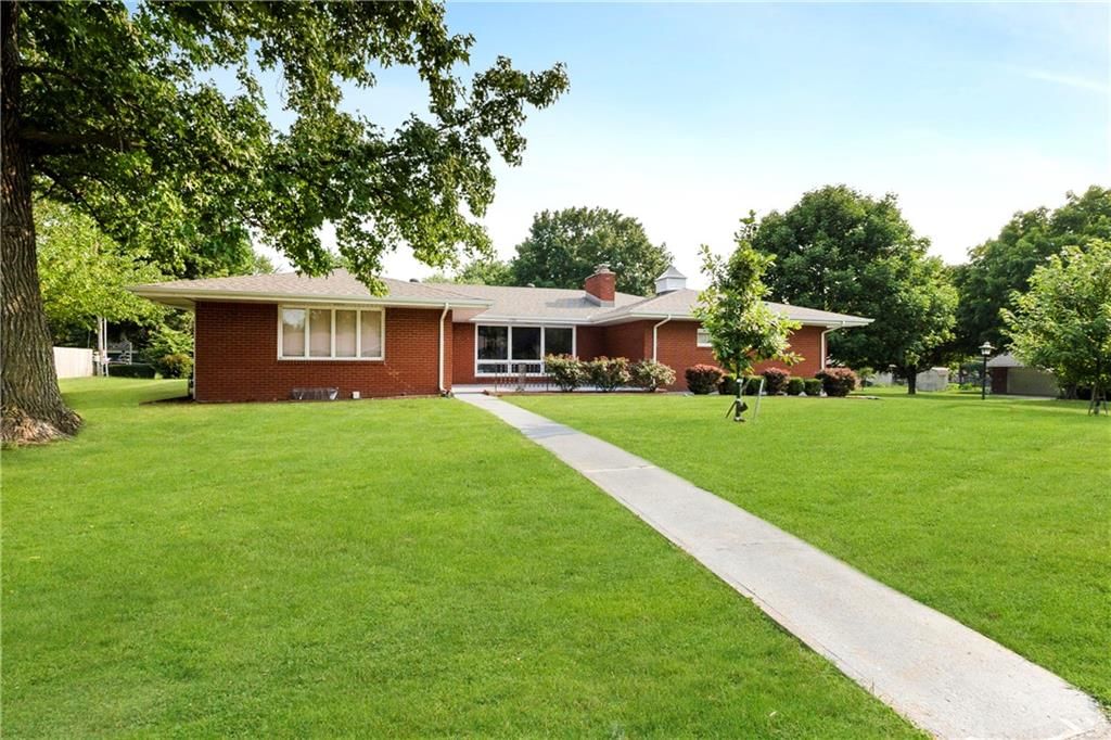 1701 Wren Street — photo 3