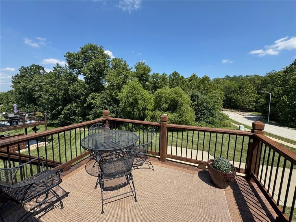 7015 N Cypress Avenue — photo 14