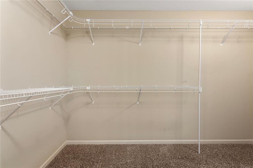 7015 N Cypress Avenue — photo 18