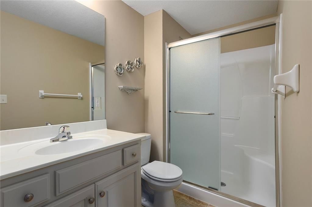 7015 N Cypress Avenue — photo 26