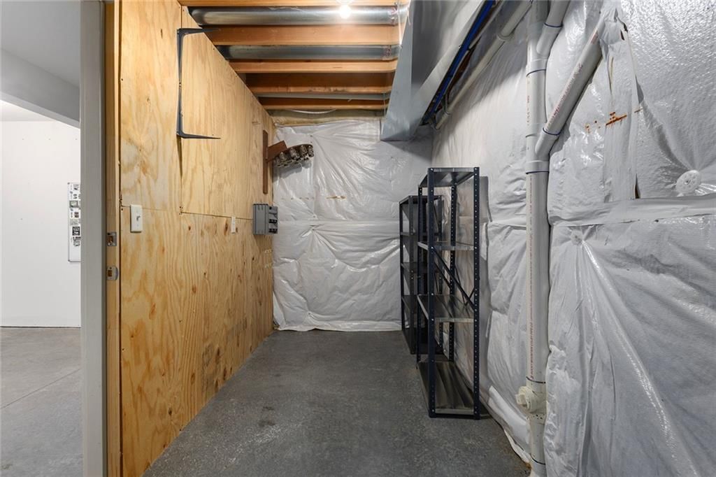7015 N Cypress Avenue — photo 32