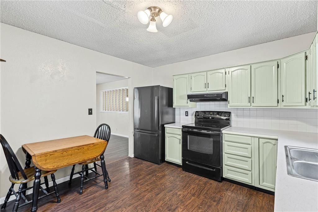 509 E 2nd Street — photo 13