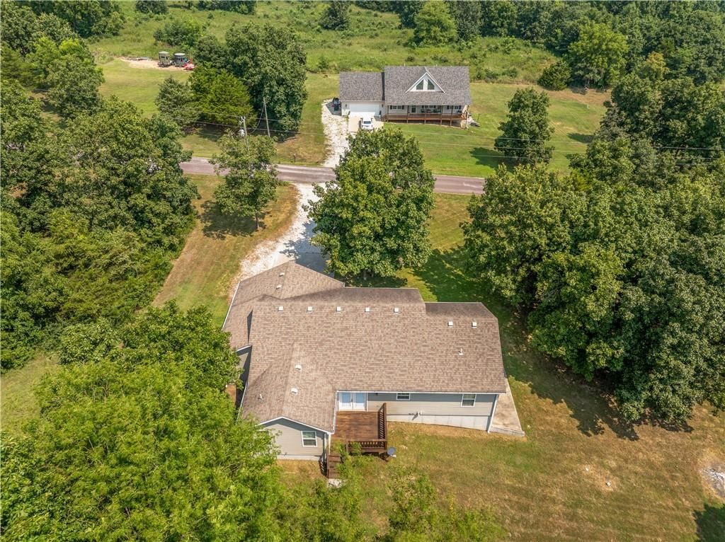 19394 Rolling Hills Road — photo 70