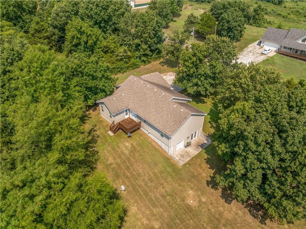 19394 Rolling Hills Road — photo 71