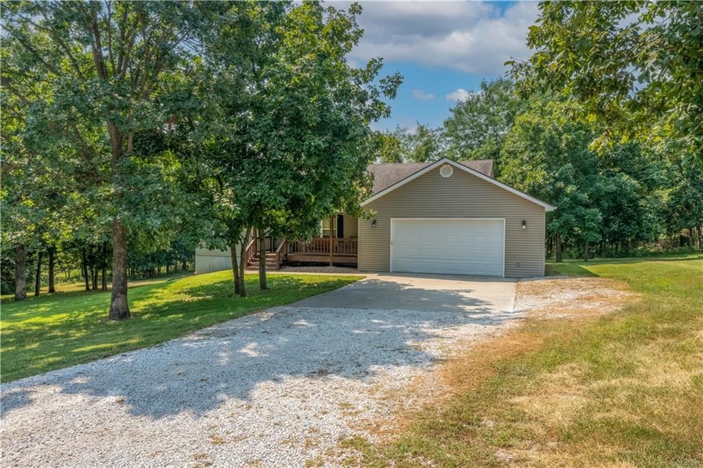 19394 Rolling Hills Road — photo 75