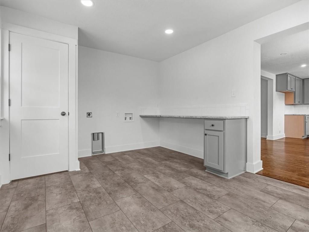 2832 Rushmore Lane — photo 14