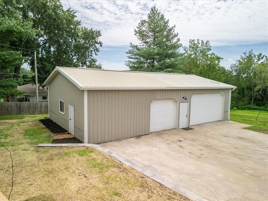 2832 Rushmore Lane — photo 5