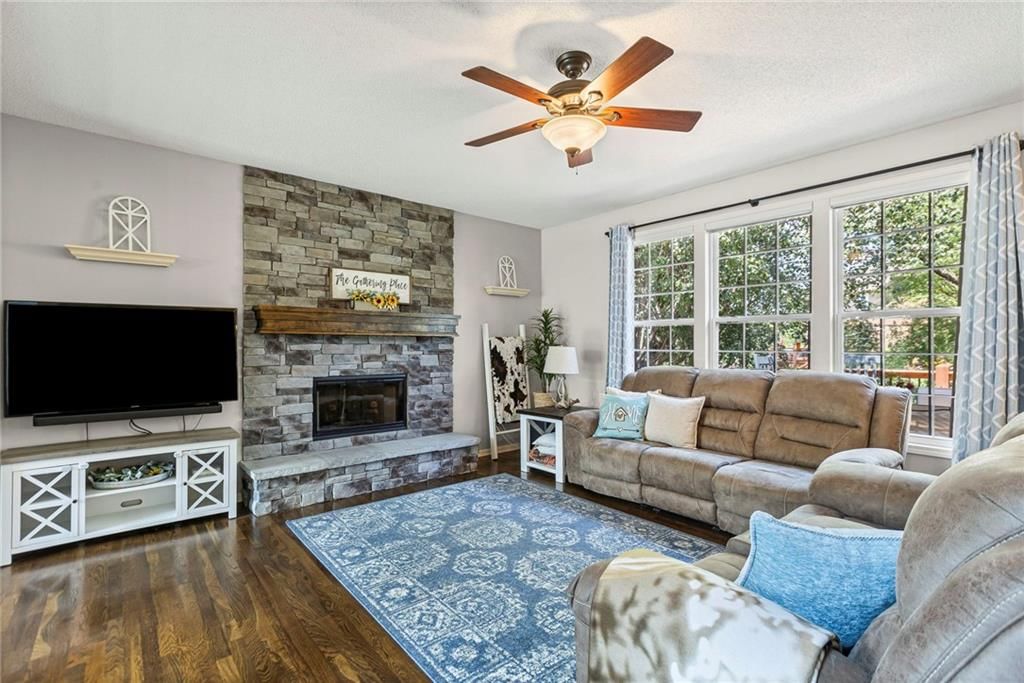 21810 W 49th Street — photo 5