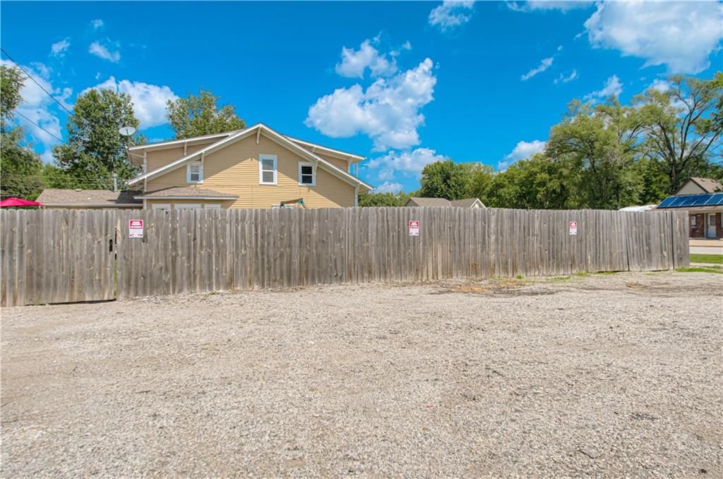 206 N Jefferson Street — photo 34