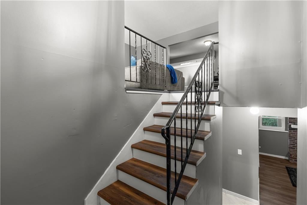 14919 W 150th Terrace — photo 3