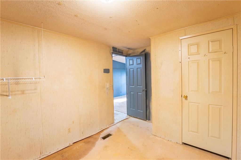 617 Adams Street — photo 14