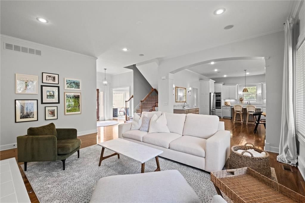 14504 Perry Street — photo 8