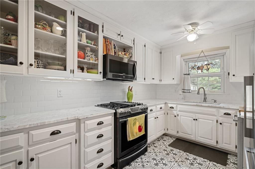 5002 W 72nd Terrace — photo 18