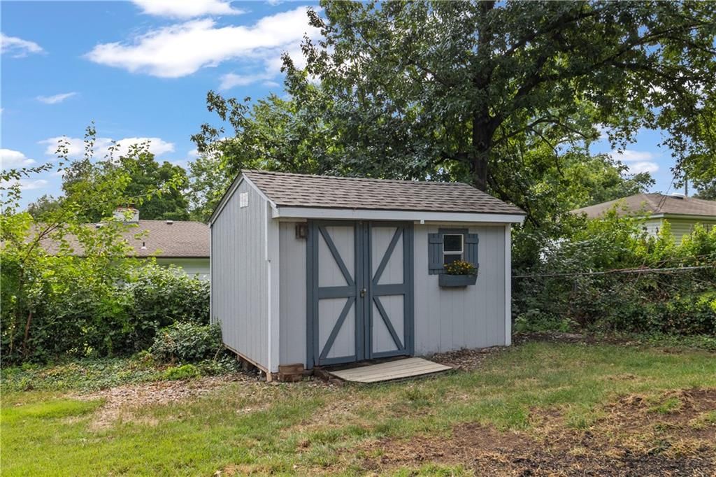 8509 Floyd Street — photo 20