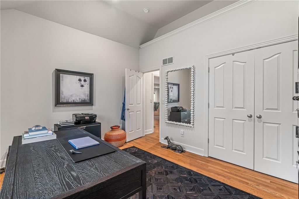 9906 Fountain Circle — photo 36