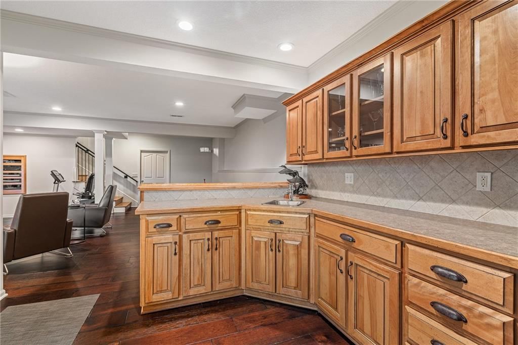 9906 Fountain Circle — photo 45