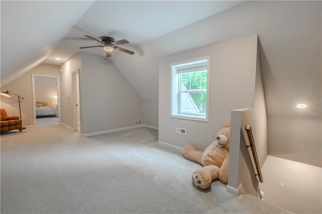 12430 Valley Brook Drive — photo 43
