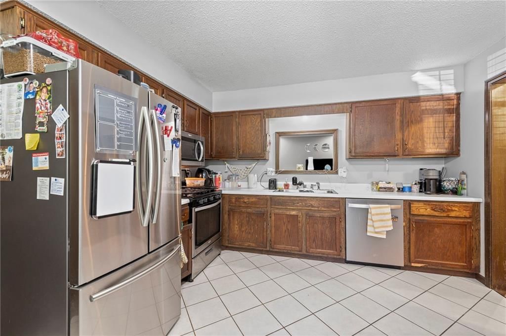 21155 W 180th Street — photo 14