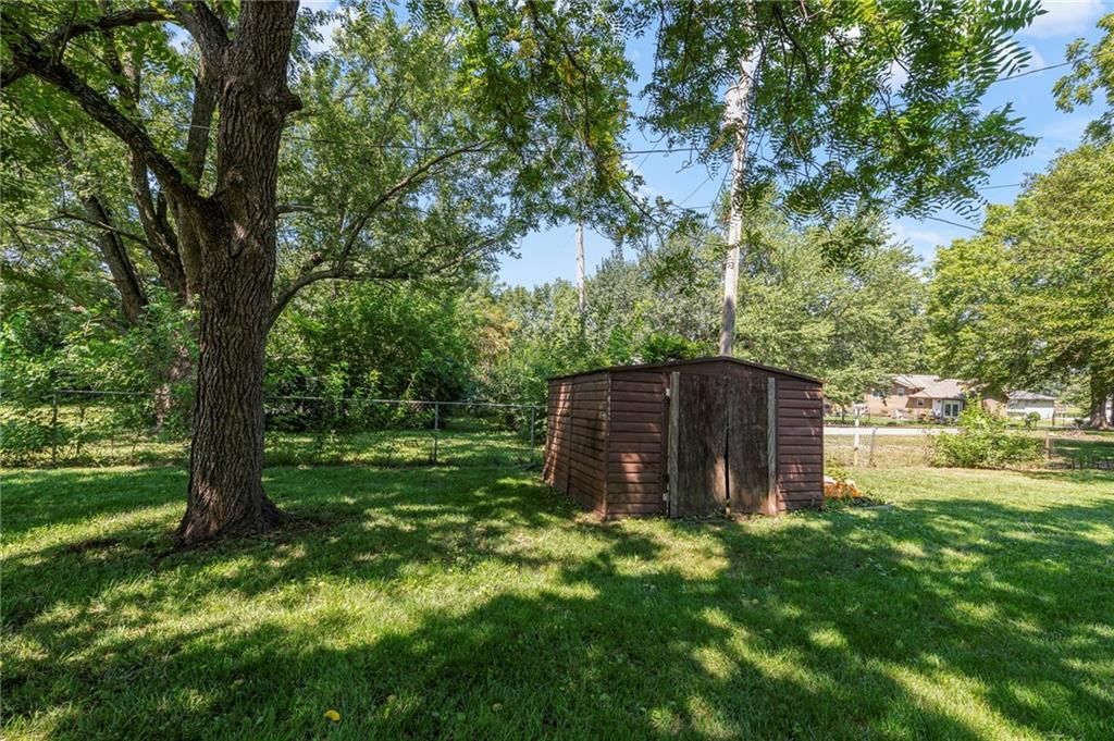 21155 W 180th Street — photo 33