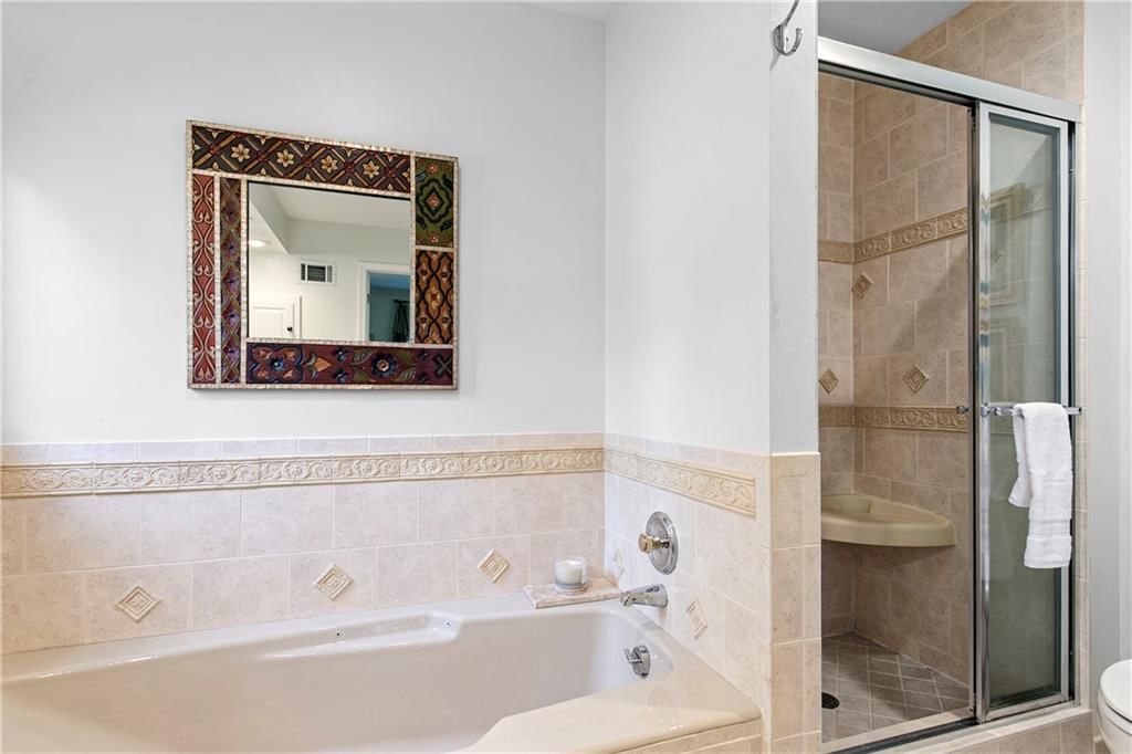 8021 W 115th Street — photo 26