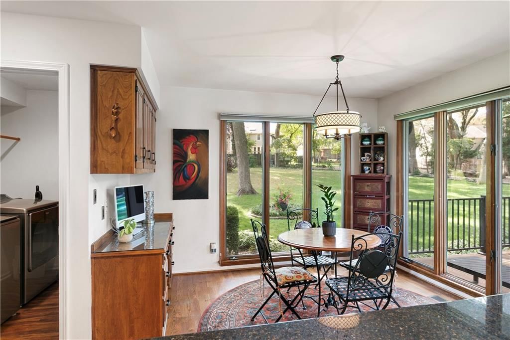 8021 W 115th Street — photo 30