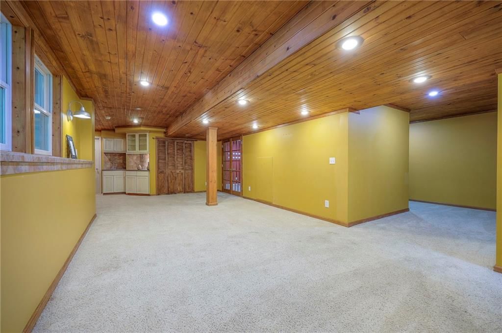 2605 Whitney Street — photo 45