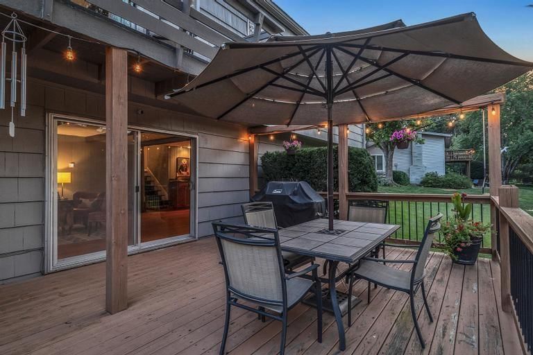 9006 W 104th Terrace — photo 38