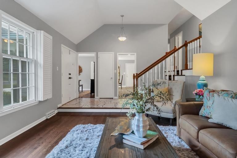 9006 W 104th Terrace — photo 8