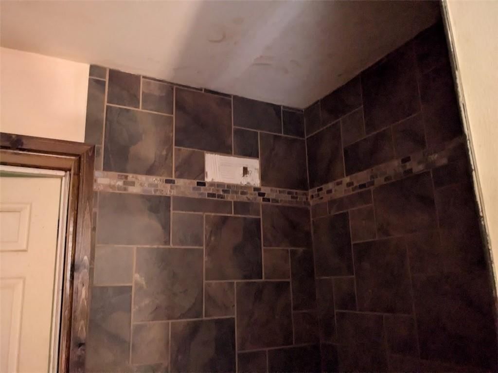 917 Miami Street — photo 28