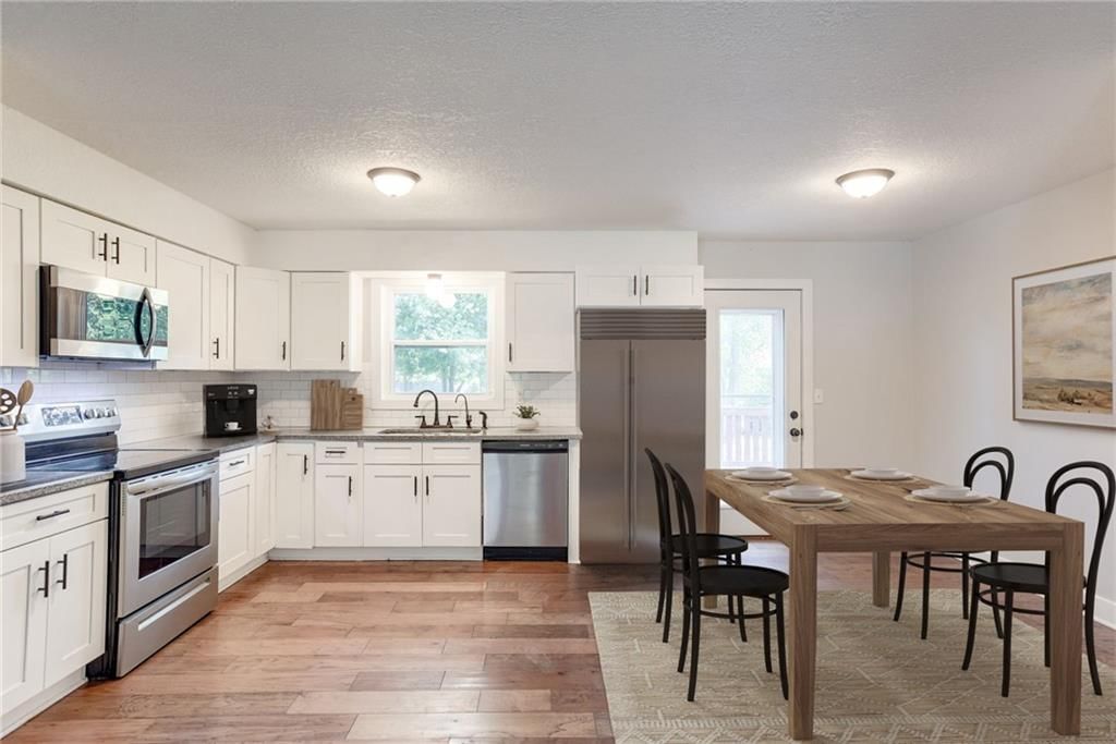 504 W 5th Court — photo 9