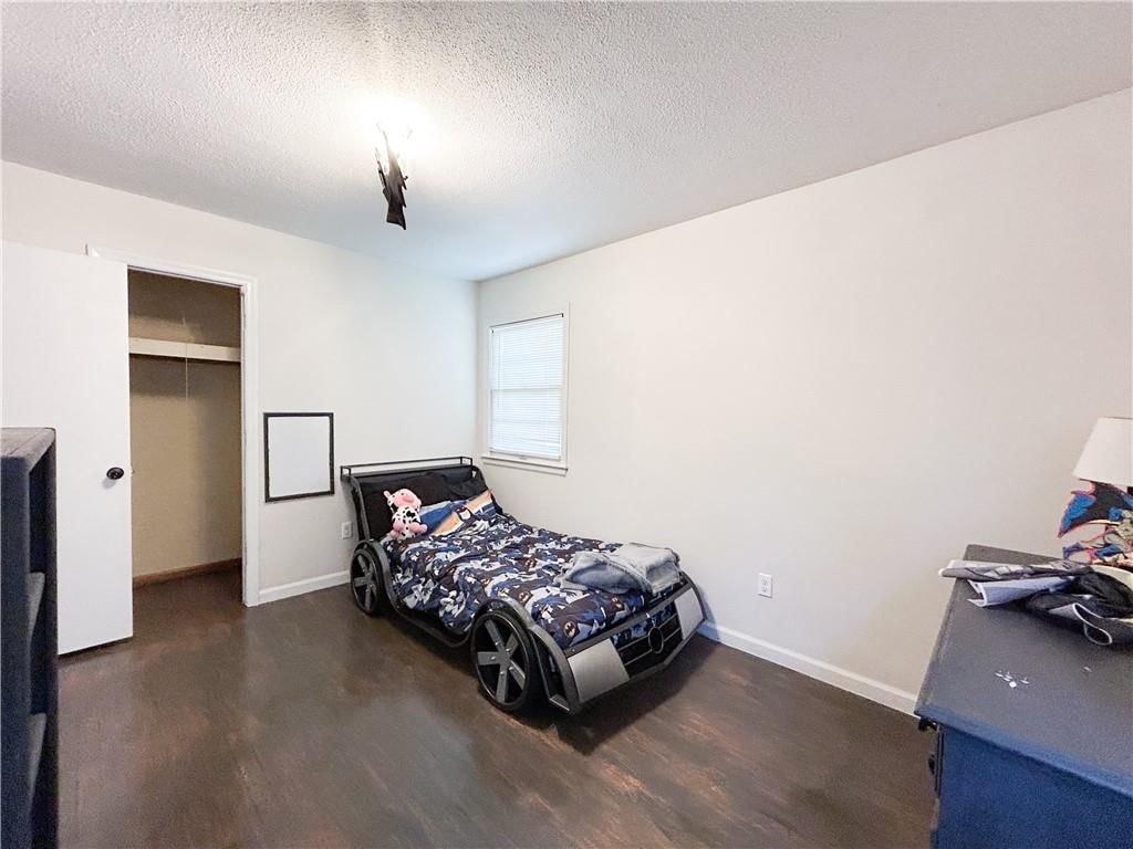 811 E Vine Street — photo 15