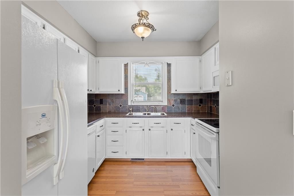 1618 Cottonwood Street — photo 11
