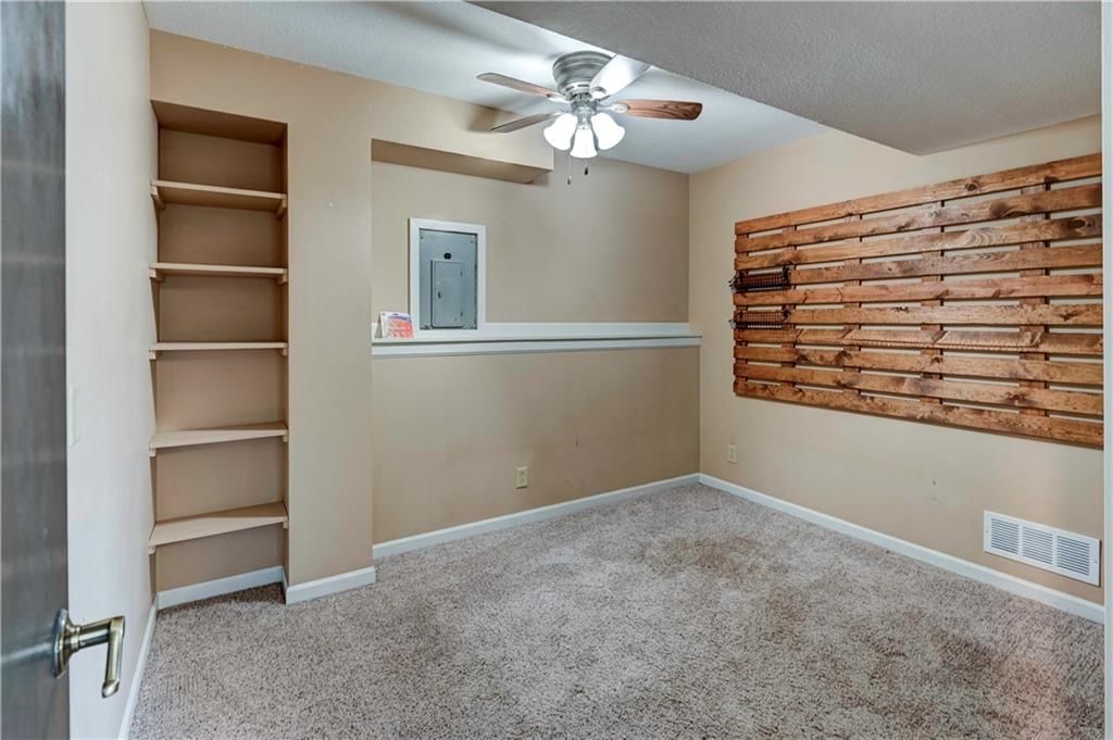 605 Benjamin Avenue — photo 30