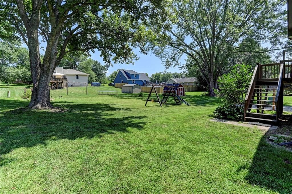 605 Benjamin Avenue — photo 39