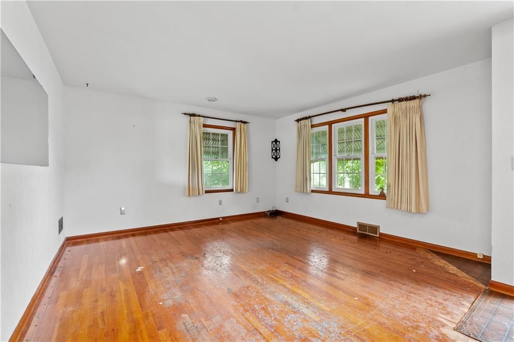2061 Eastridge Drive — photo 6