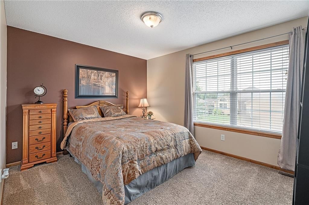 1809 Hedgewood Drive — photo 19