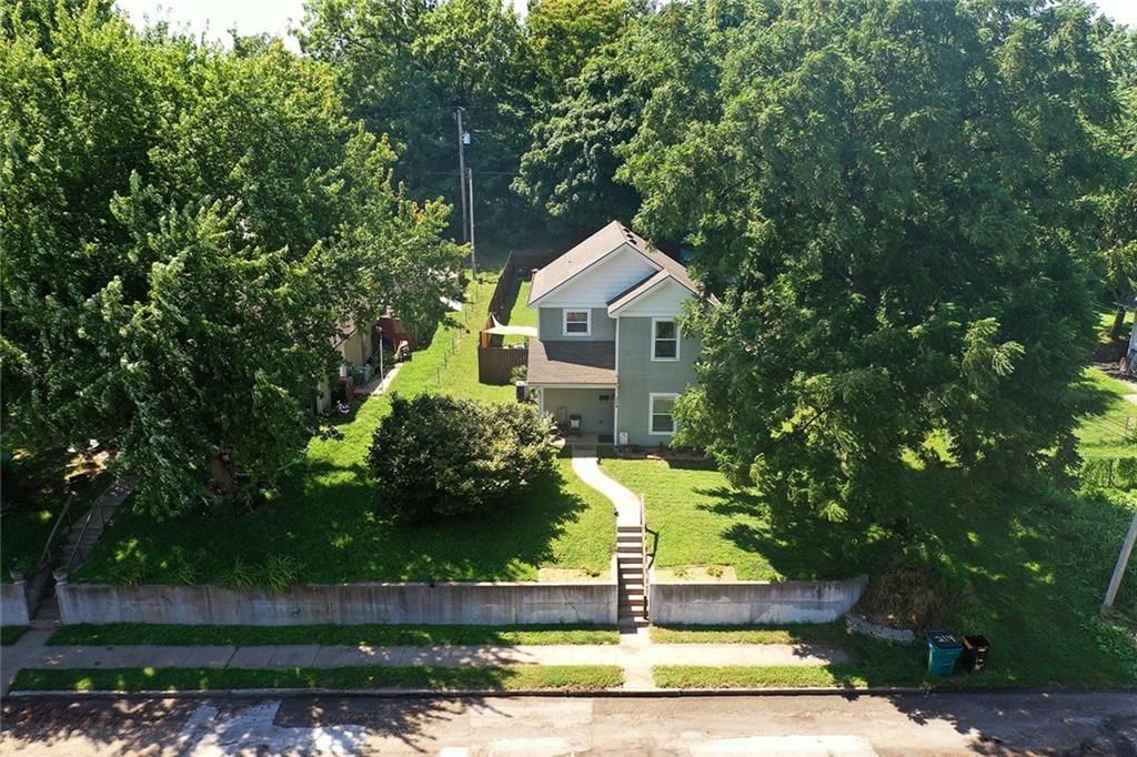 214 S 18th Street — photo 4