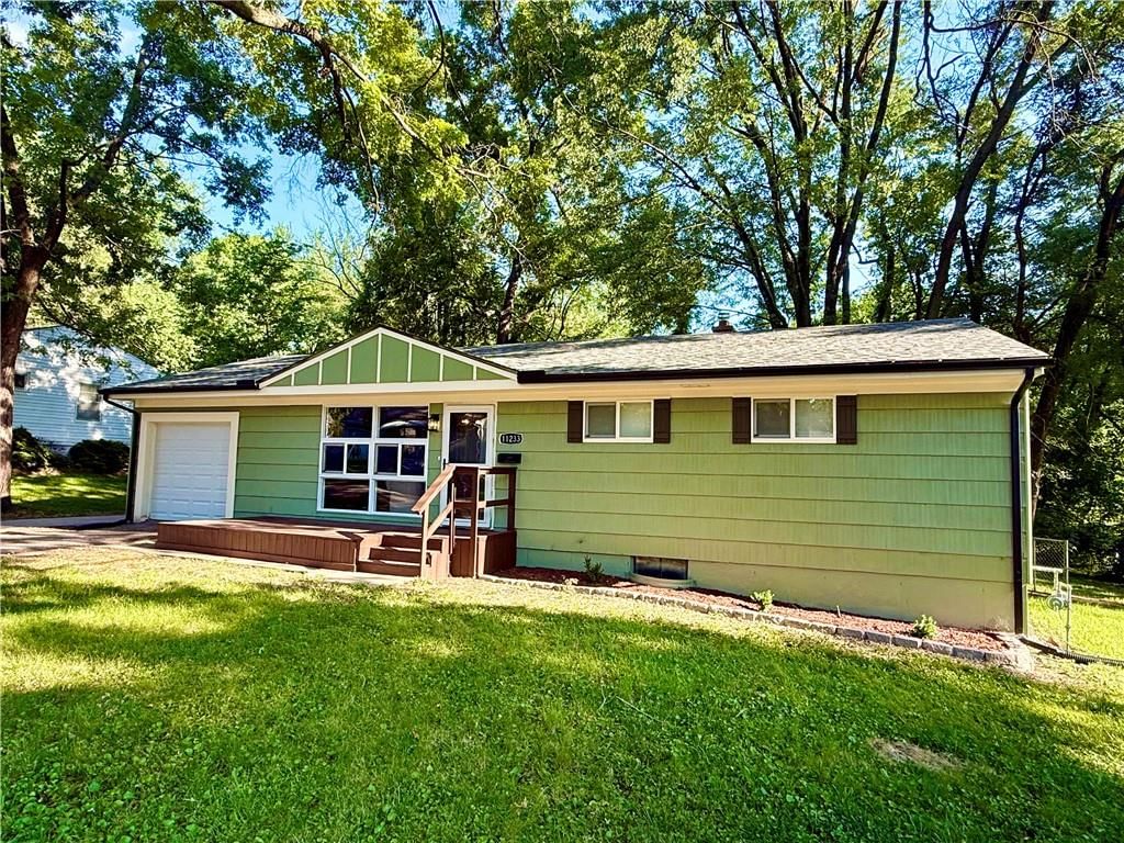 11233 E 49TH Street, Kansas City, MO