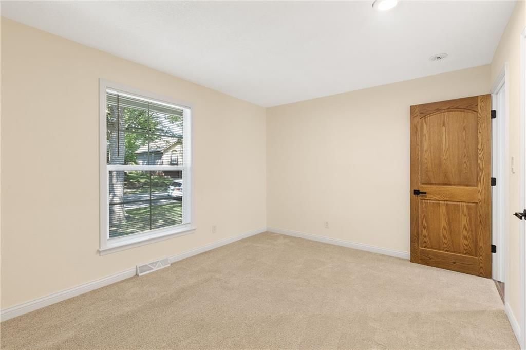 12601 Sycamore Avenue — photo 29