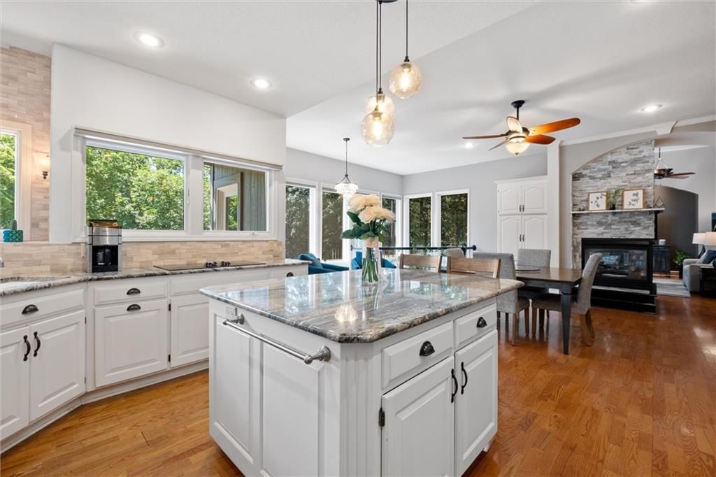 10301 NW River Hills Court — photo 11