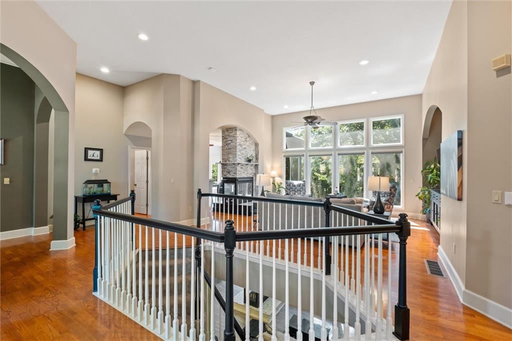 10301 NW River Hills Court — photo 8