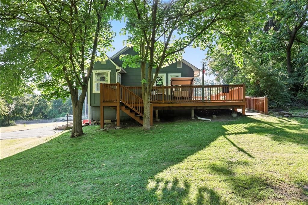 2530 S Sterling Avenue — photo 25