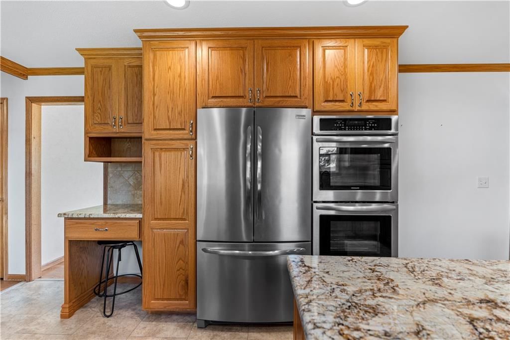 206 W Walker Avenue — photo 14