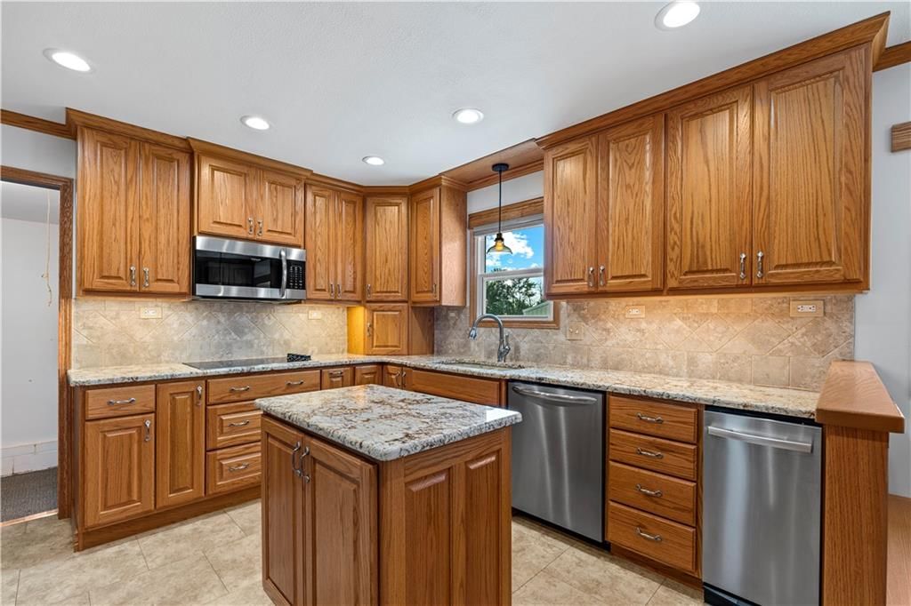 206 W Walker Avenue — photo 9