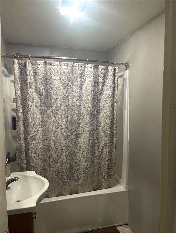 1902 Monterey Street — photo 14